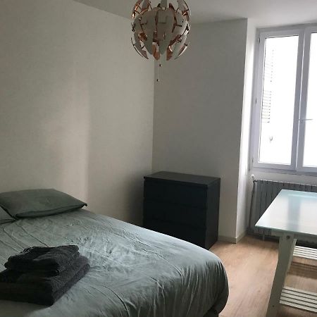 Appartement Avec 3 Chambres Au Centre De Pau Kültér fotó