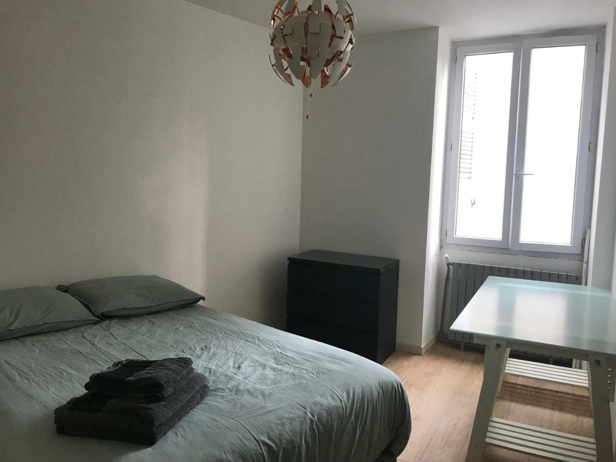 Appartement Avec 3 Chambres Au Centre De Pau Kültér fotó